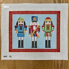  Nutcracker Trio - 13 mesh