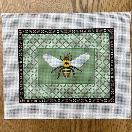 Leaf Trellis Bee - 13 mesh