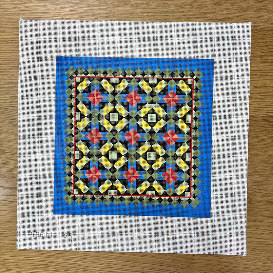 Colonial Garden, 10" Quilt - 13 mesh