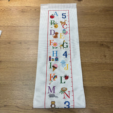  Alphabet Sampler, Growth Chart - 13 mesh