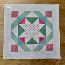  Patchwork Star, 14" Quilt - 13 mesh