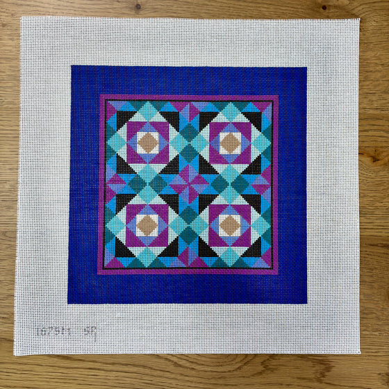 Colonial Garden, 10" Quilt - 13 mesh