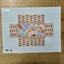  Seashell Basket, Brick Cover - 13 mesh