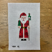  Nutcracker, Patchwork Santa - 18 mesh