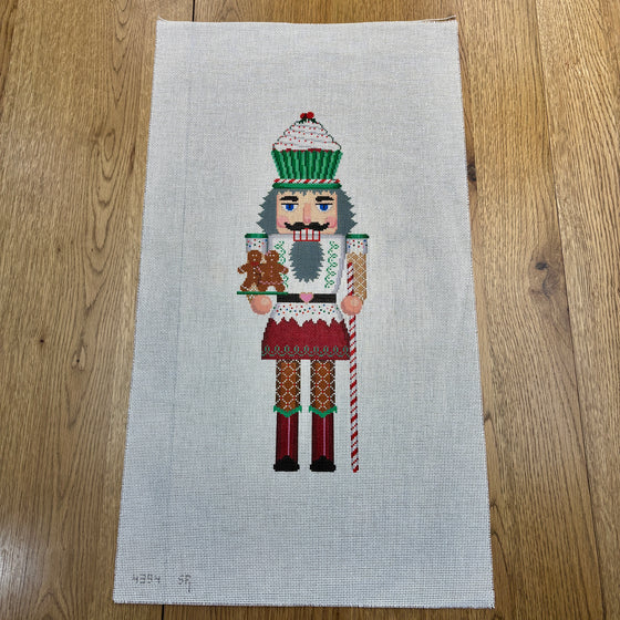 Nutcracker, Cupcake Man, 18"  Stand-up - 13 mesh