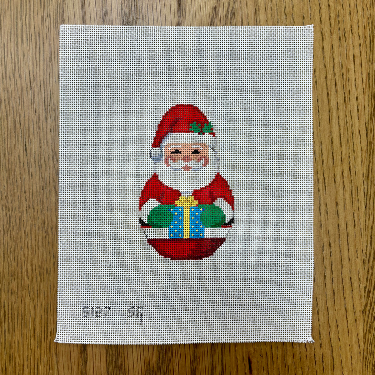 Roly Poly, Santa – Susan Roberts Needlepoint