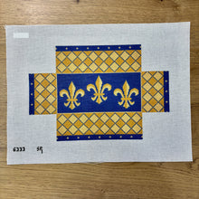  Fleur de Lis, Brick Cover