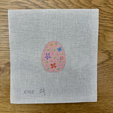  Pink Floral, Small Egg - 18 mesh