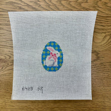  Pink Bow Rabbit, Small Egg - 18 mesh