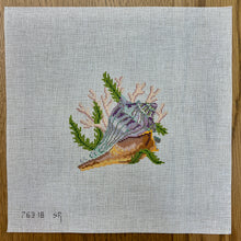  Lightning Whelk, 5" Square - 18 mesh