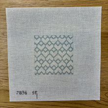  Heart Trellis - Grey, 3" x 3"