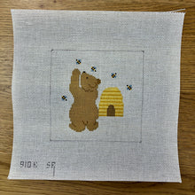  Honey Bee Bear, 6" Square - 13 mesh