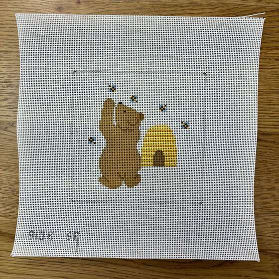 Honey Bee Bear, 6" Square - 13 mesh