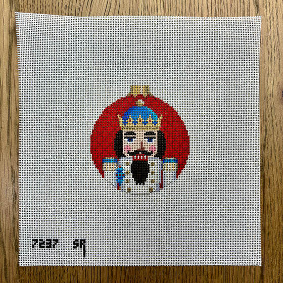 King, Nutcracker, 3.25" Round
