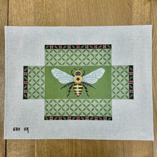  Leaf Trellis Bee, Brick Cover - 13 mesh