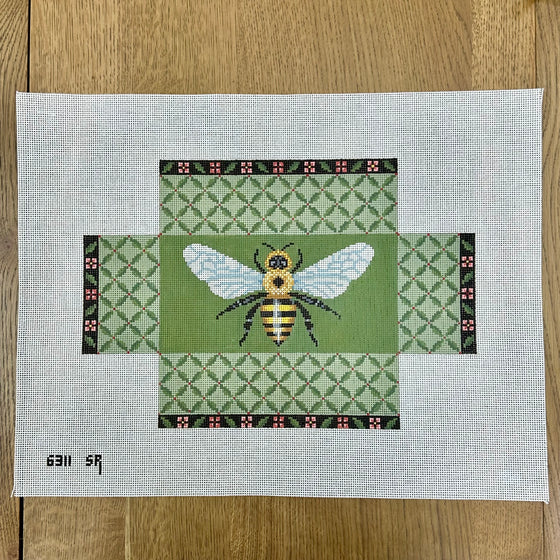 Leaf Trellis Bee, Brick Cover - 13 mesh