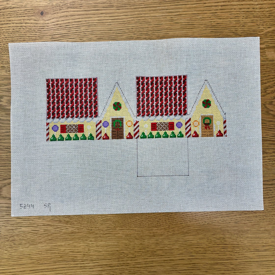 Red Licorice and Chocolate, 3D Gingerbread House - 18 mesh