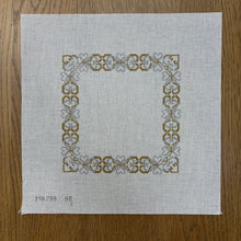  Metallic Interlocking Hearts - 18 mesh