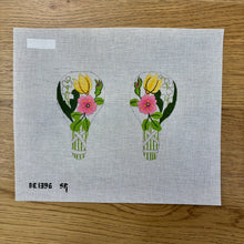  Floral Bouquet Scissor Case