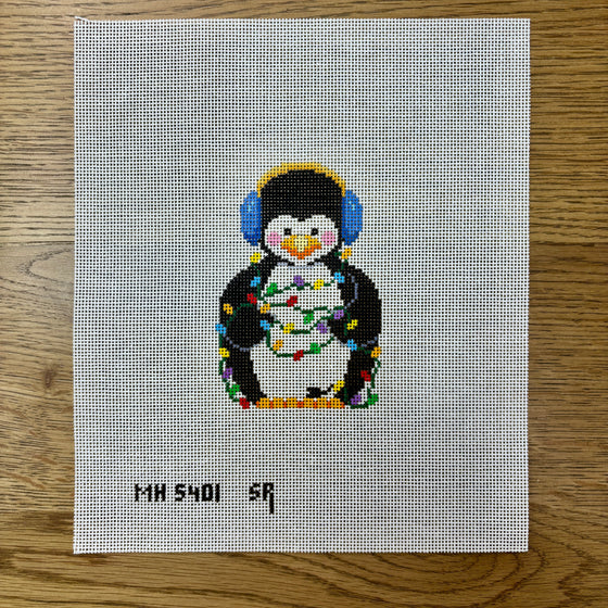 Penguin, Tangled In Lights - 18 mesh
