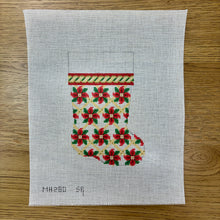  Red Flower Trellis, Mini Boot - 18 mesh