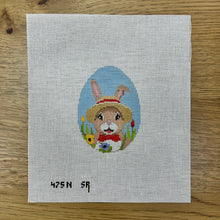  Straw Hat Bunny, 4" Egg - 18 mesh