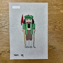  Nutcracker, Golfer - 18 mesh