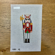  Nutcracker, Sentry - 18 mesh